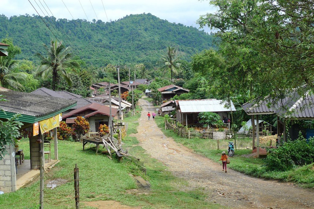 2 Days Luang Prabang Cycle To Vang Vieng